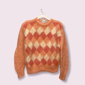 Ingaline Hand knit Irish fluffy pink argyle sweater. Measurements fits like M/L